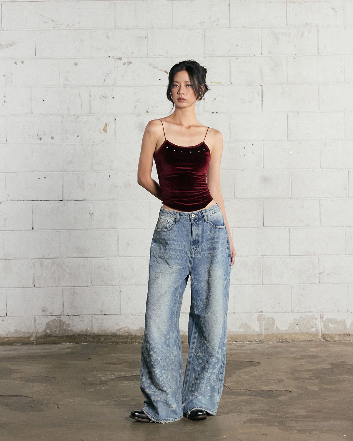 노 엑스트라 터치(NO EXTRA TOUCH) Velvet Stud Sleeveless (Wine) / 25WTSL001WN