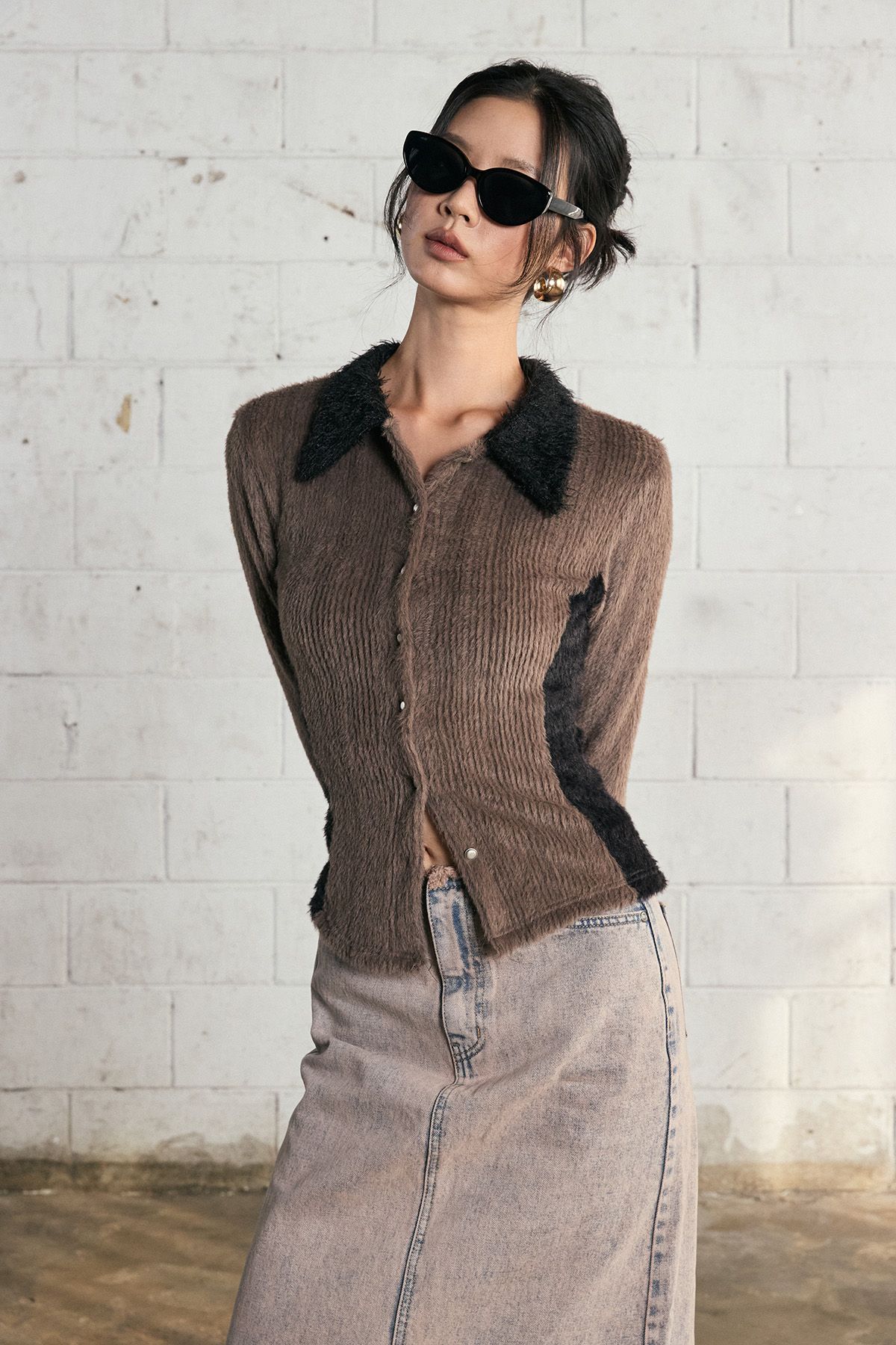 노 엑스트라 터치(NO EXTRA TOUCH) Hairy Fur Cardigan (Brown) / 25WTKC001BR