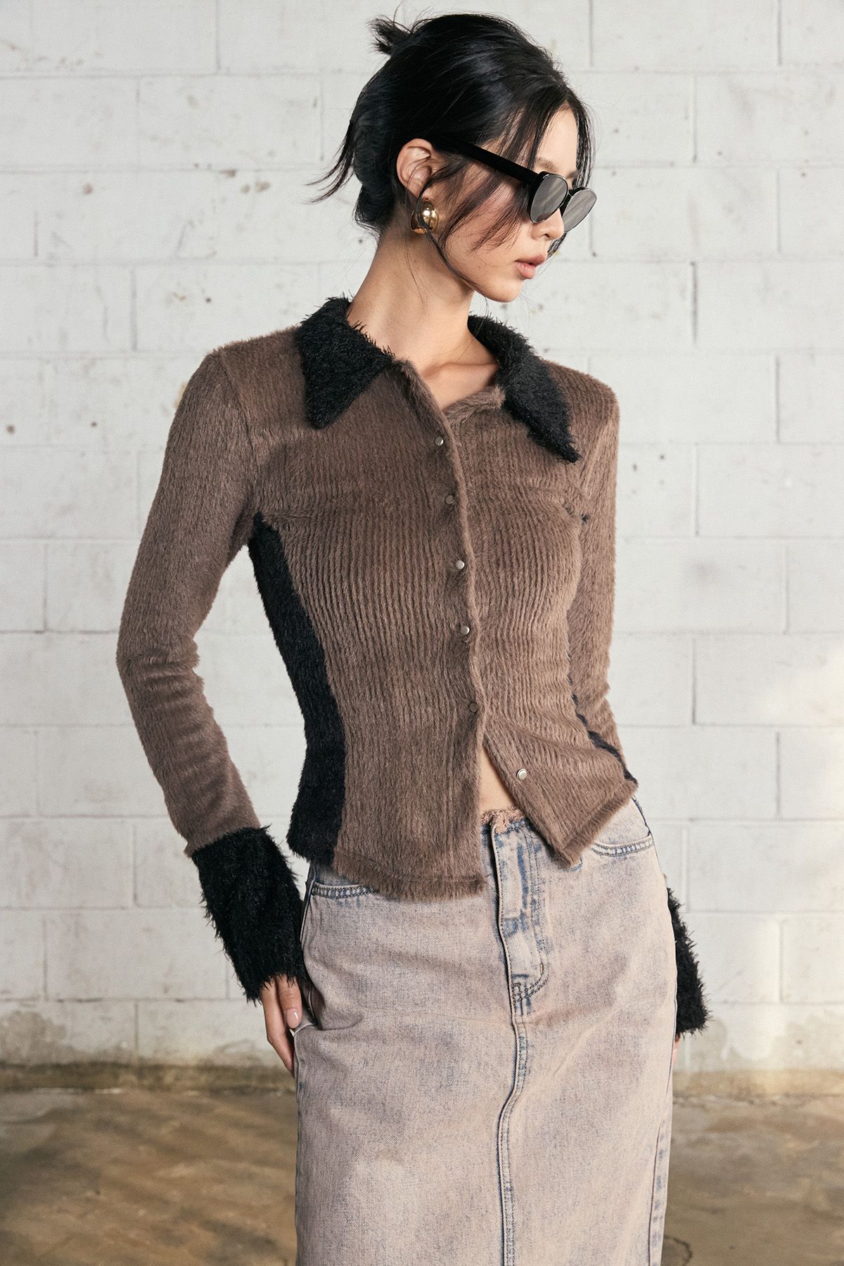 노 엑스트라 터치(NO EXTRA TOUCH) Hairy Fur Cardigan (Brown) / 25WTKC001BR