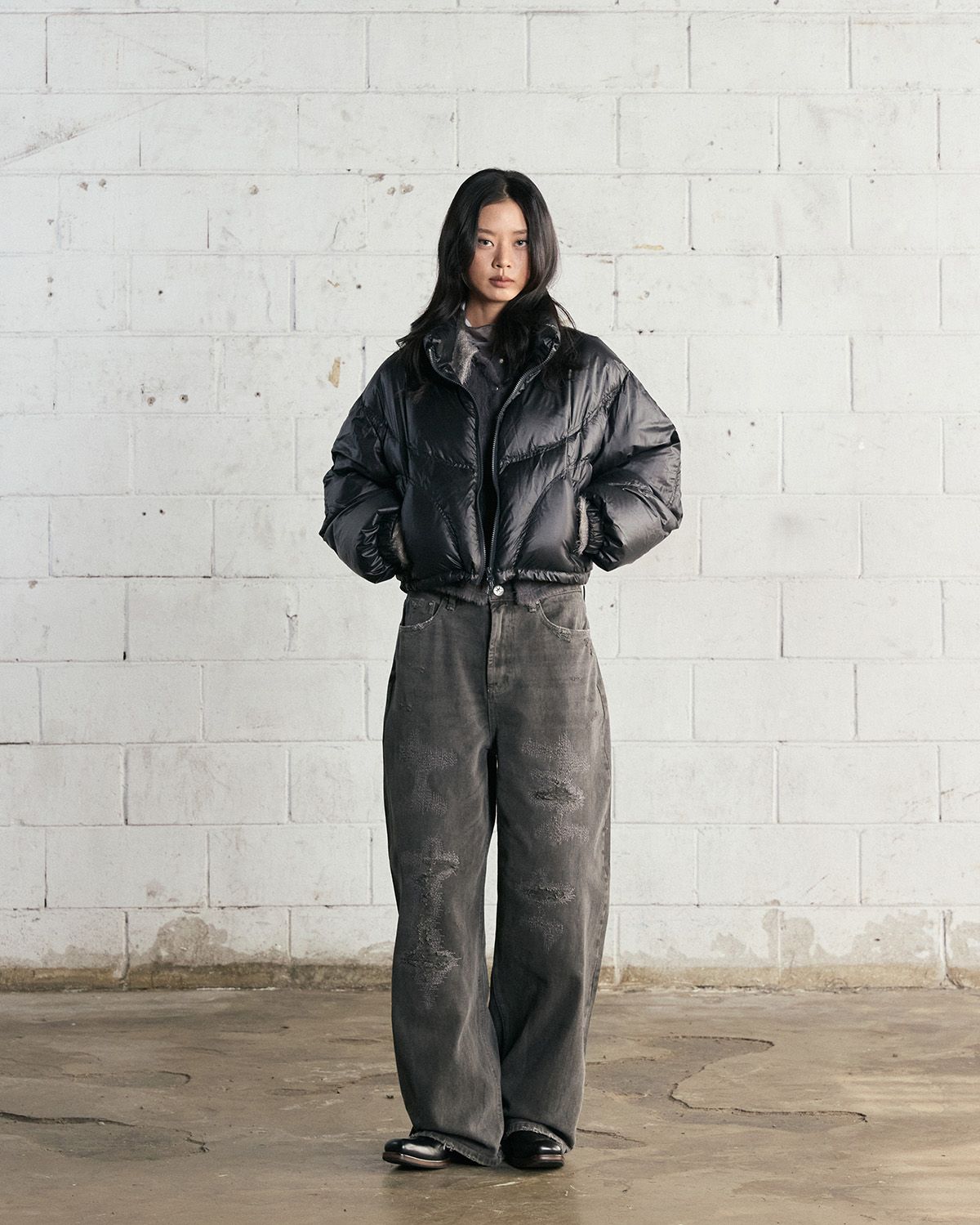 노 엑스트라 터치(NO EXTRA TOUCH) HYOKEE Rebuild Stitch Duckdown Padding (black) / 25WTJP001BK