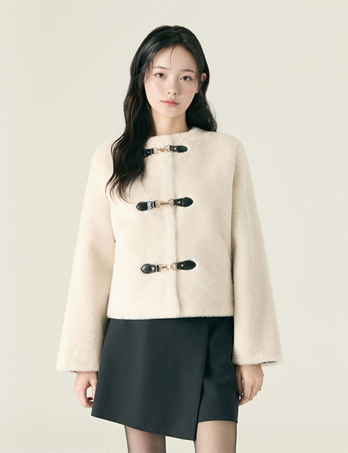 로엠(ROEM) 버클 퍼자켓_RMJLG11R11