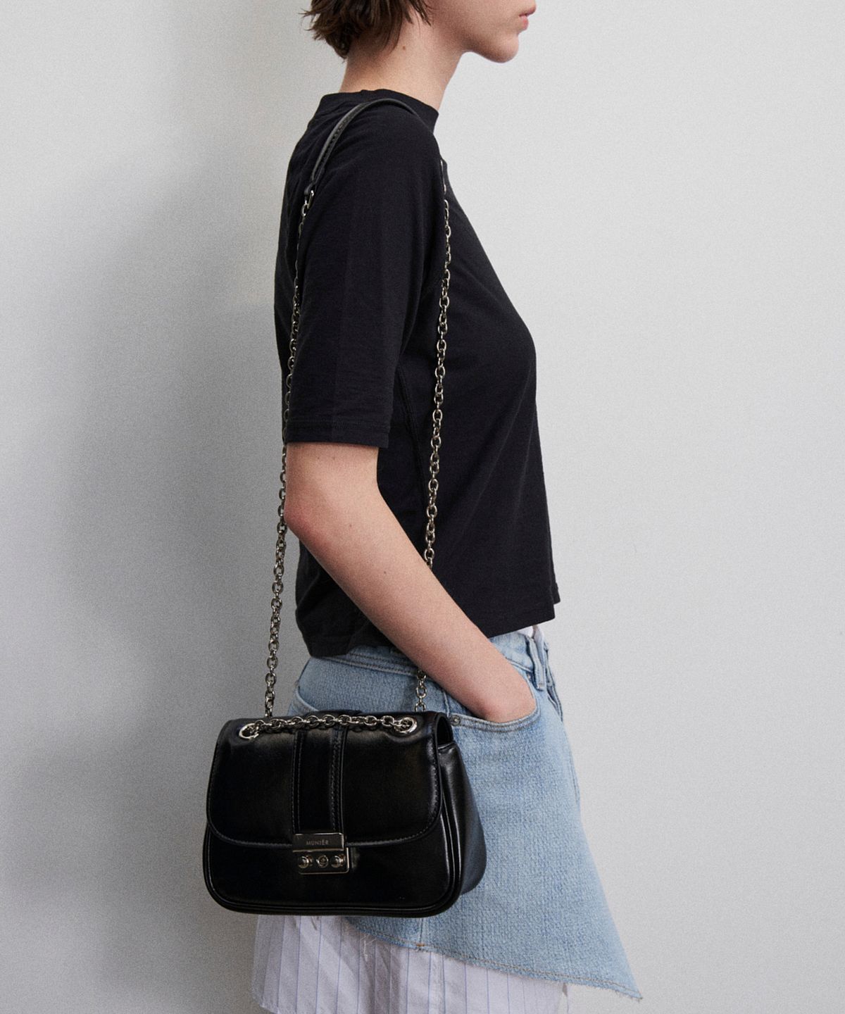 뮤니에(MUNIER) PADDED MINI CHAIN BAG_2COLORS