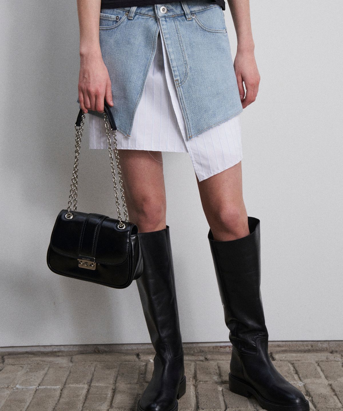 뮤니에(MUNIER) PADDED MINI CHAIN BAG_2COLORS