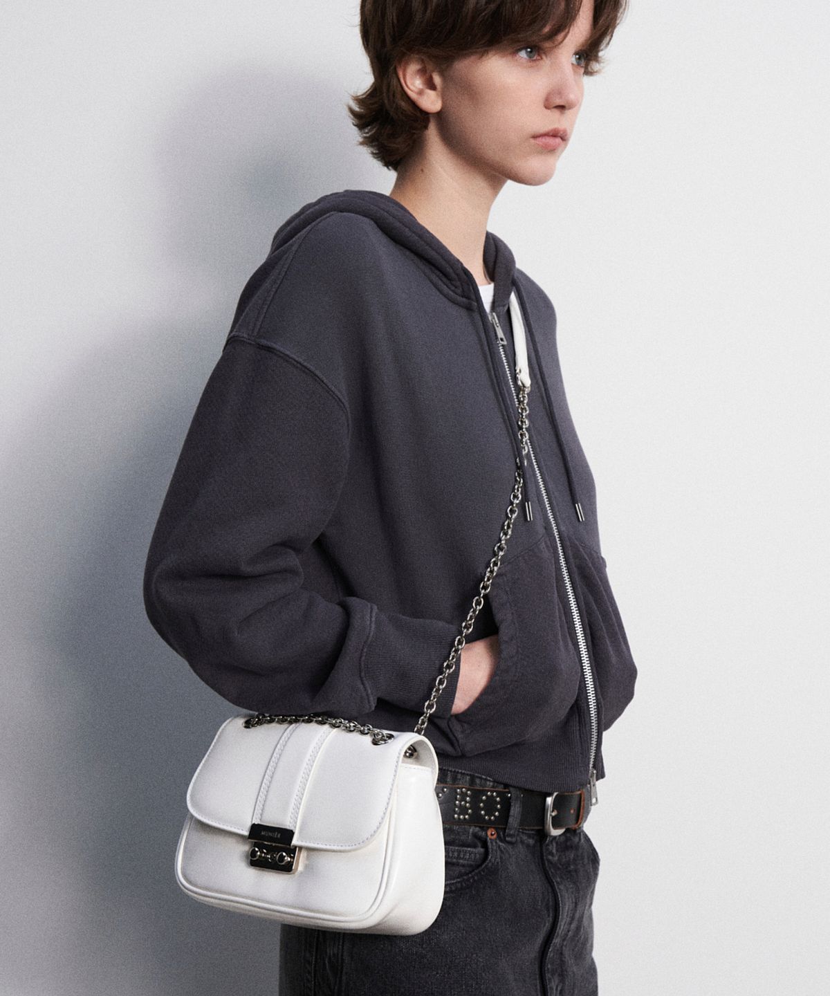 뮤니에(MUNIER) PADDED MINI CHAIN BAG_2COLORS