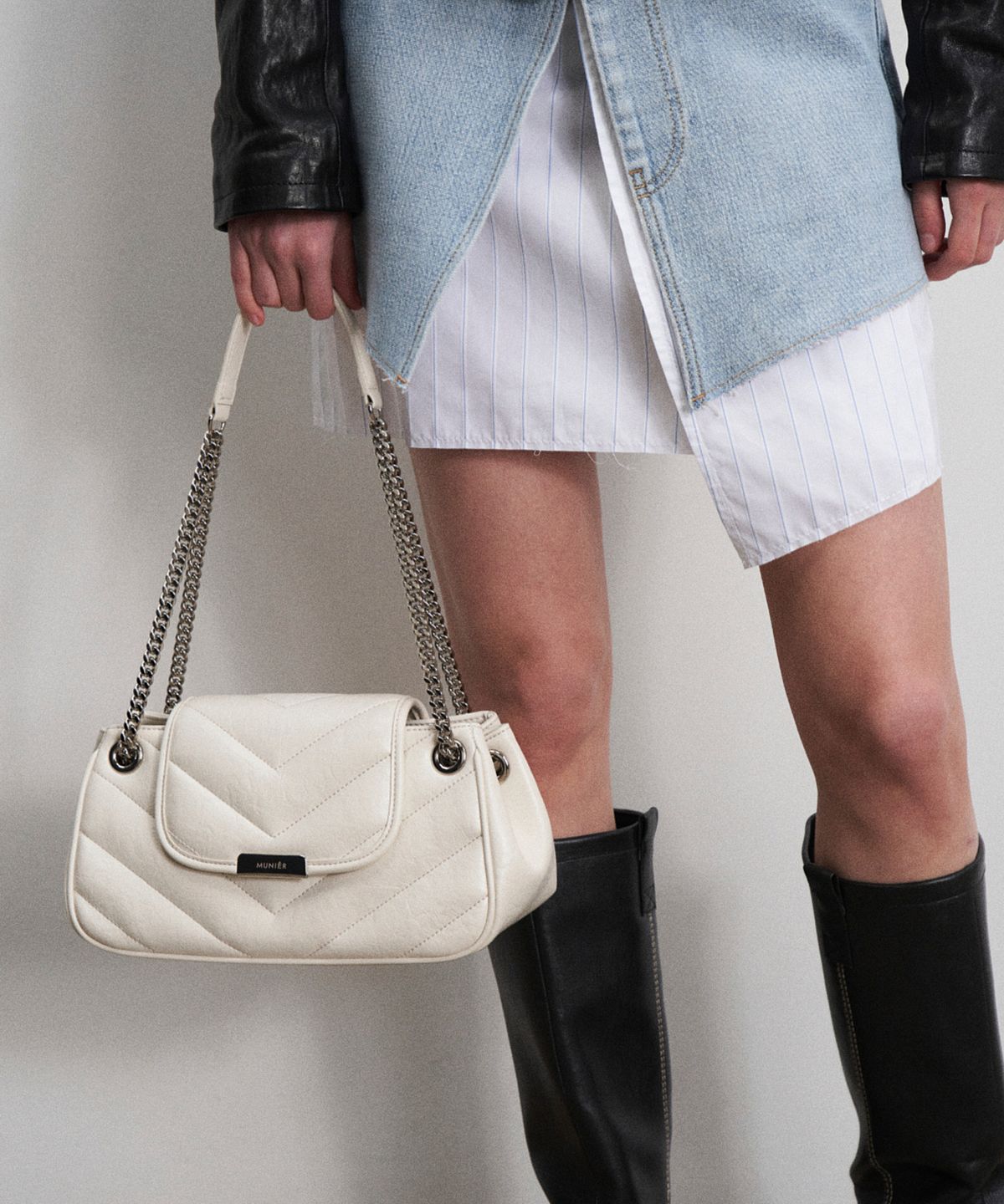 뮤니에(MUNIER) BAGUETTE CHAIN BAG_2COLORS