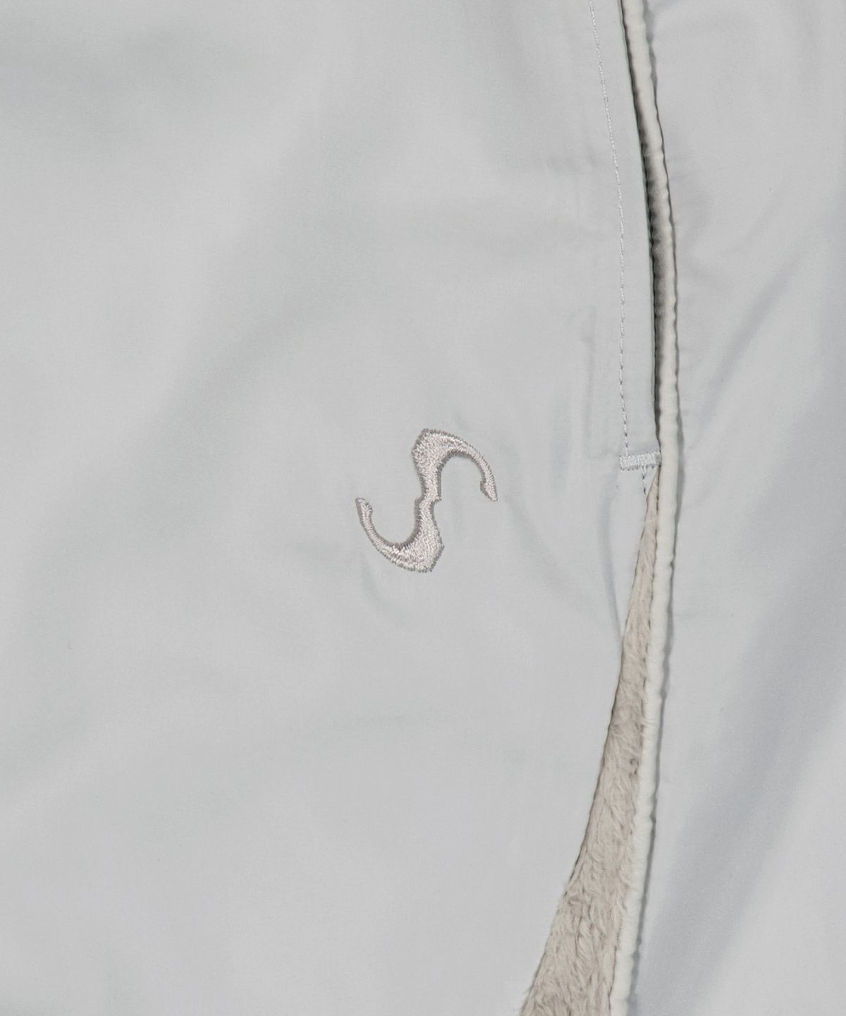 오호스(OJOS) Fleece Lined Nylon Pants / Grey