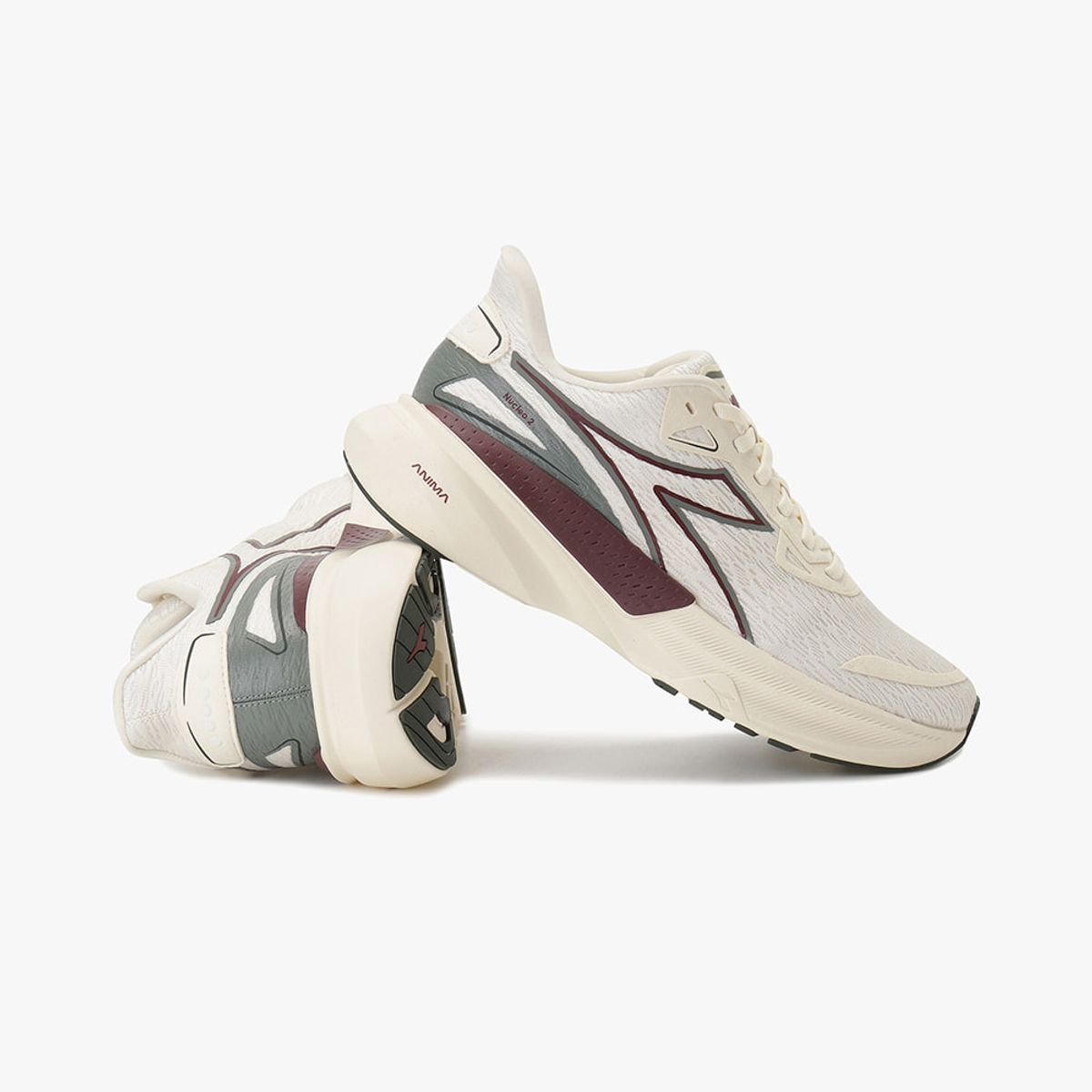 디아도라(diadora) 누클레오 2 WHITE