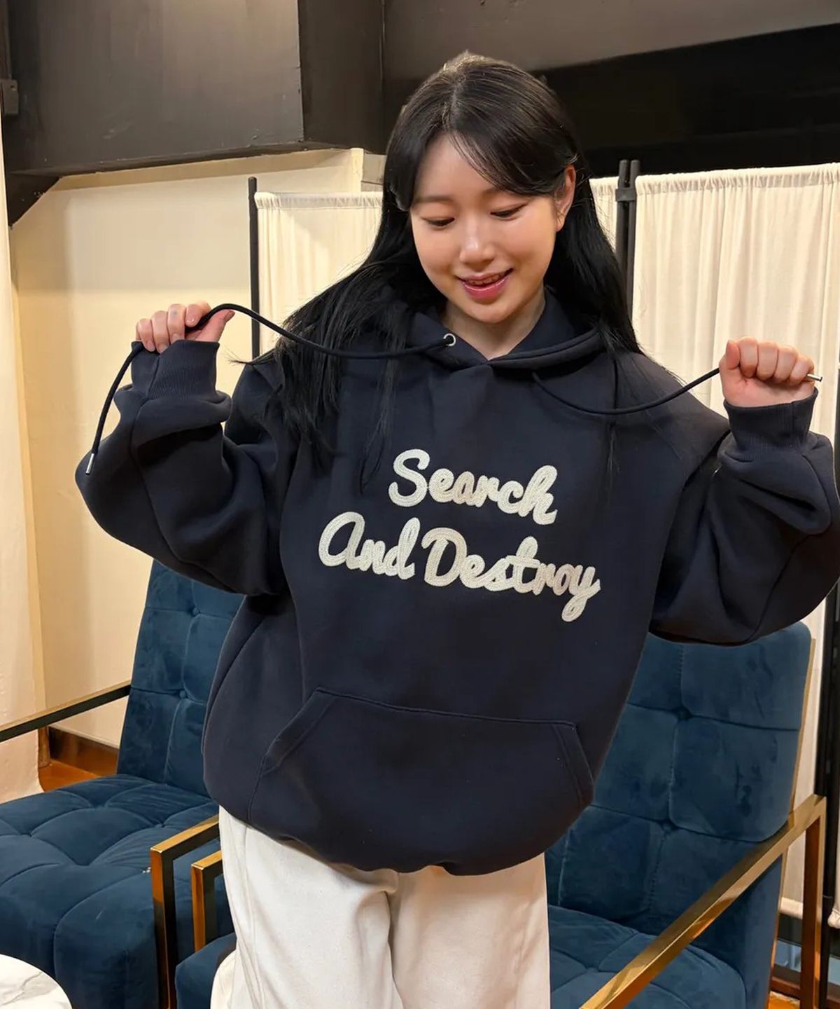 피오엘(POL) 써치 앤드 디스트로이 후드티_네이비
