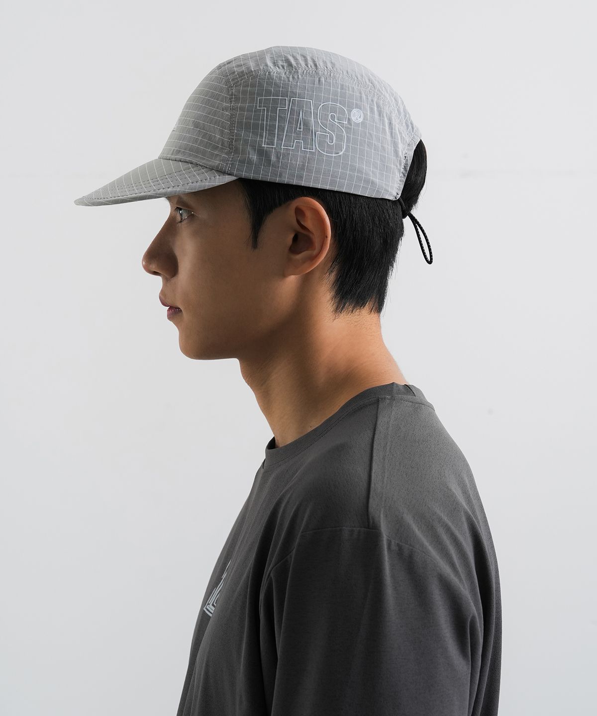 타스 (디아더생츄어리)(TAS (THEATHERSANCTUARY)) 나일론 립 체크 러닝 캡 (그레이)
