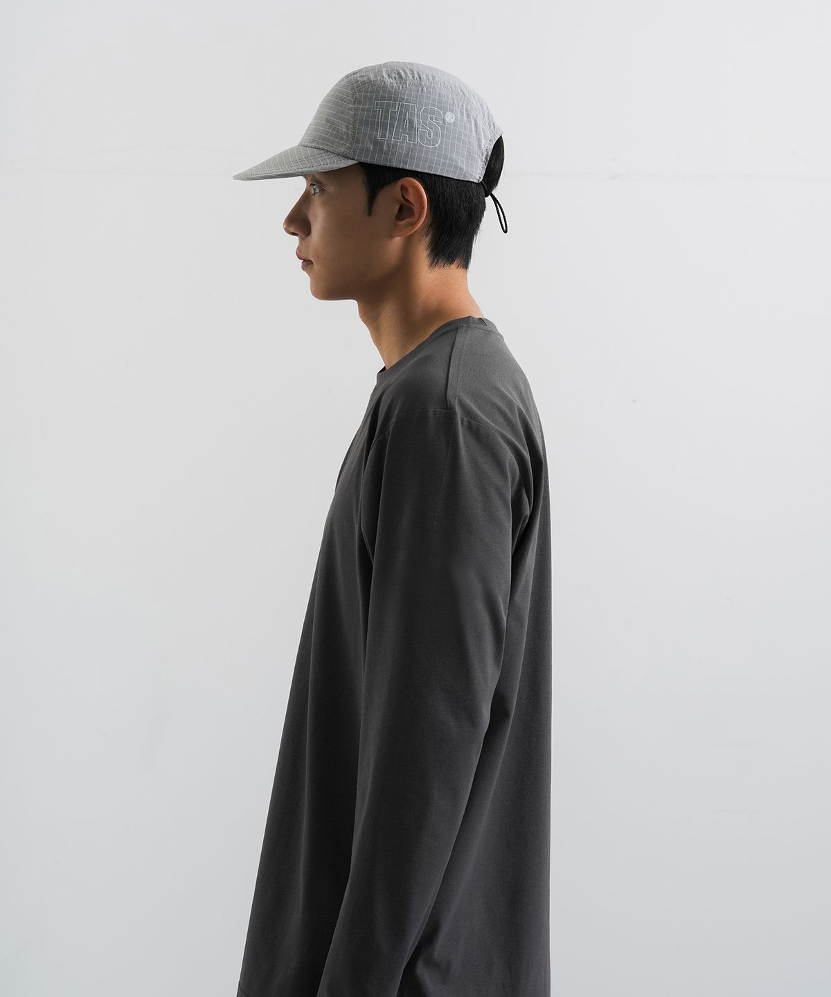 타스 (디아더생츄어리)(TAS (THEATHERSANCTUARY)) 나일론 립 체크 러닝 캡 (그레이)