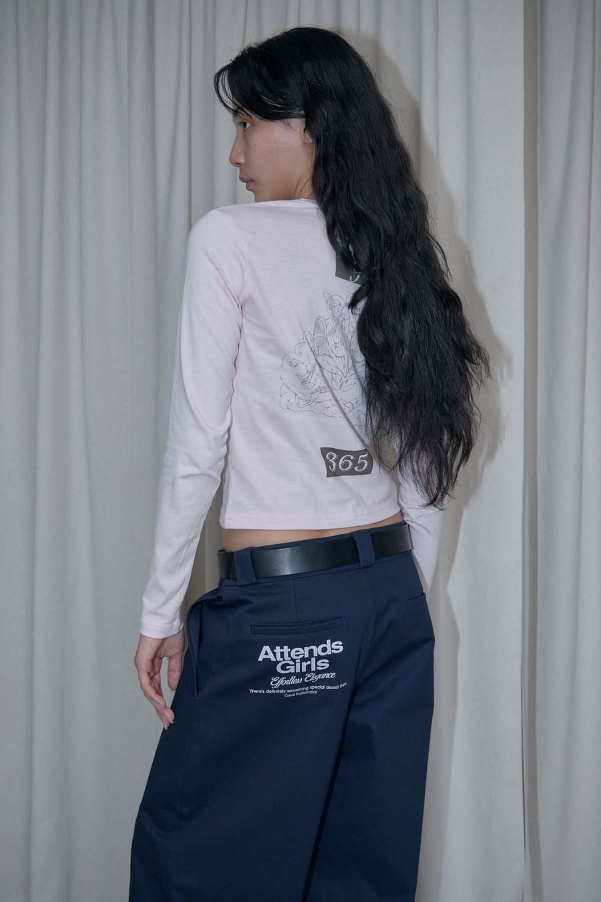 어텐즈(ATTENDS) Mama tee shirt (Baby pink)