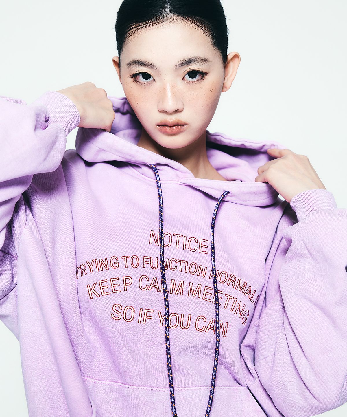 소이프유캔(SOIFUCAN) 피그먼트 코튼 드랍숄더 후디 UNISEX