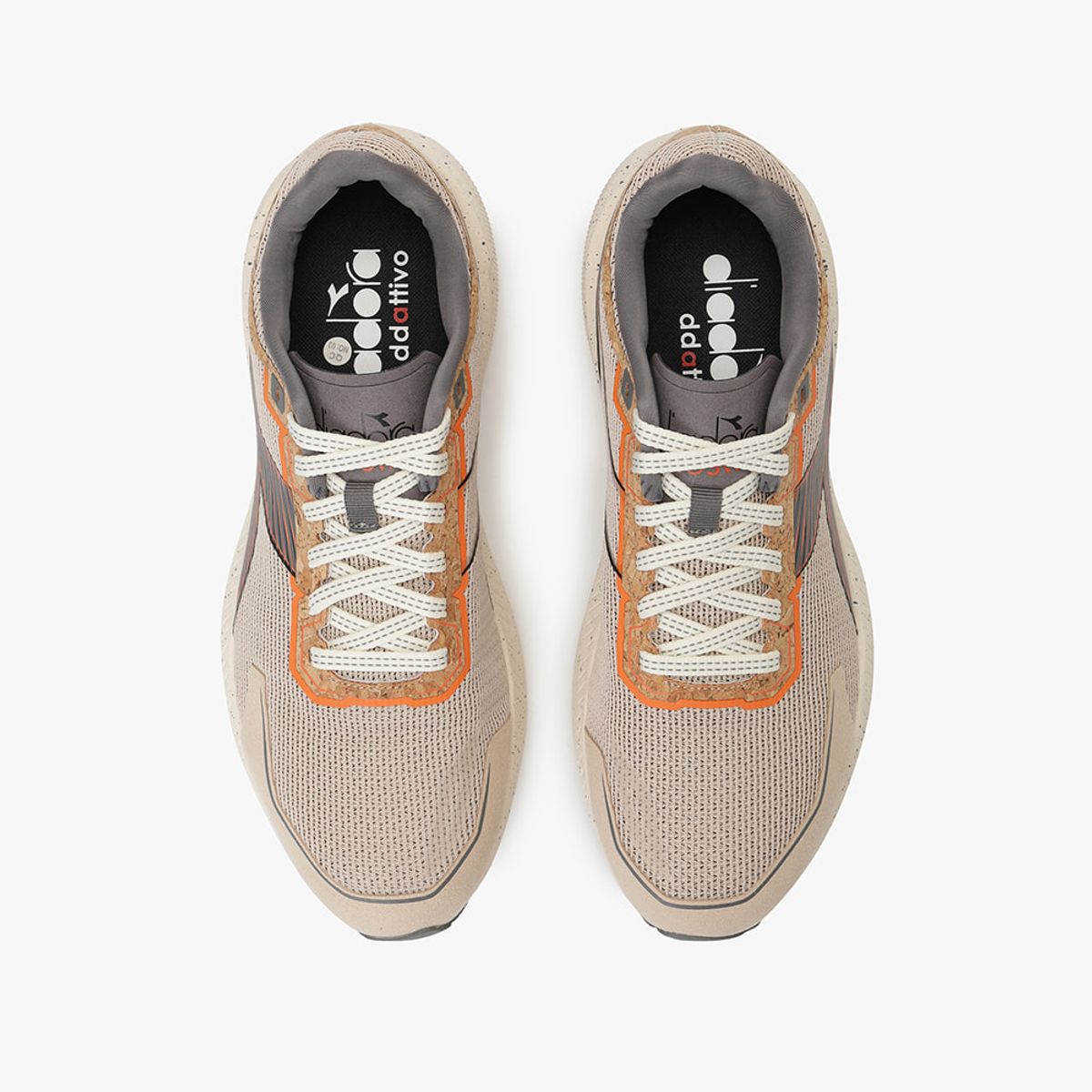 디아도라(diadora) 미토스 블루실드 볼로 5 2030 BEIGE