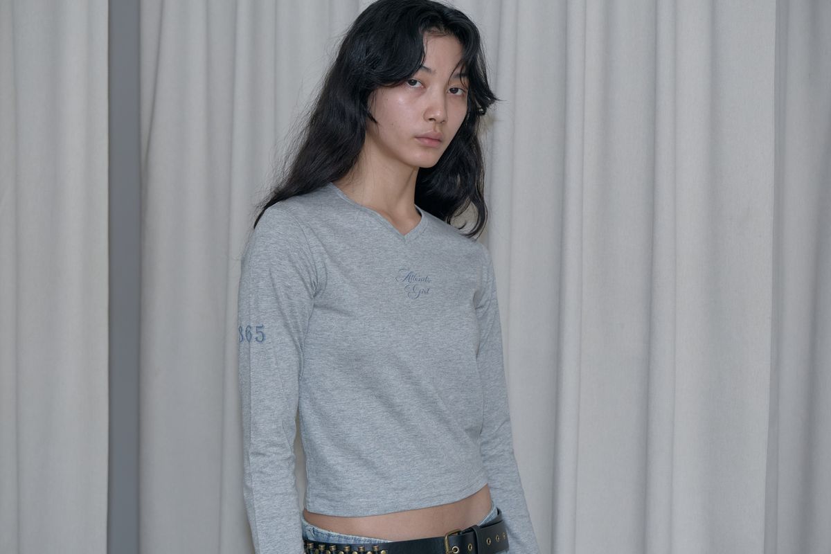 어텐즈(ATTENDS) Mama tee shirt (Gray)