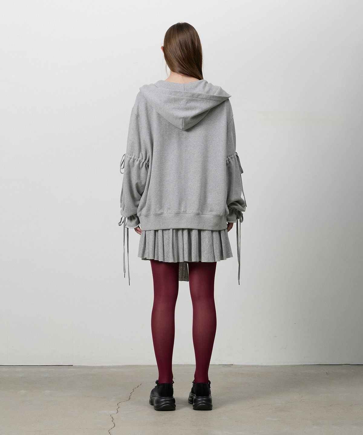 쓰리투에이티(THREE TO EIGHTY) RIBBON DRAWSTRING HOODIE M.GREY