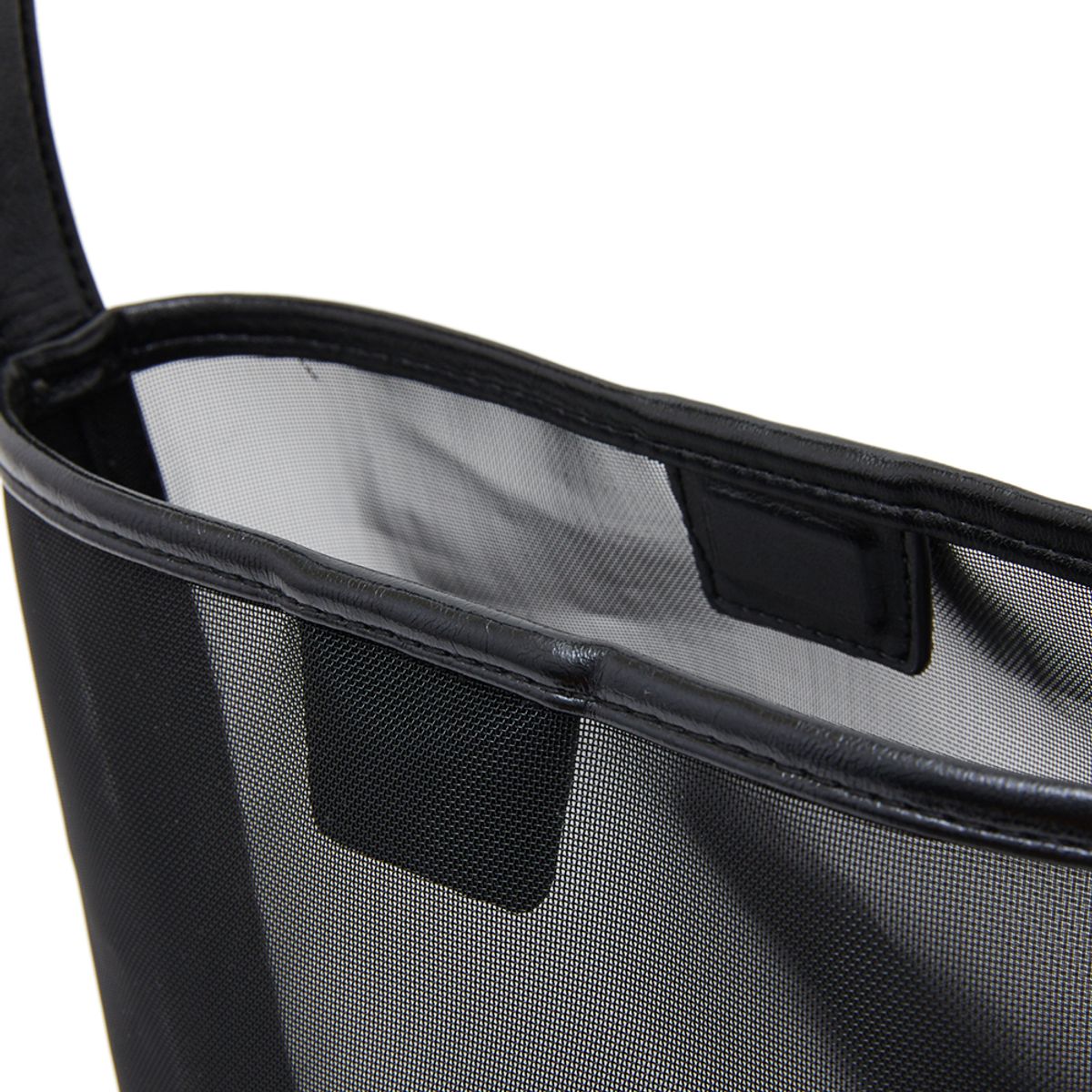 랩(LAP) MESH SHOULDER BAG AR7AB420