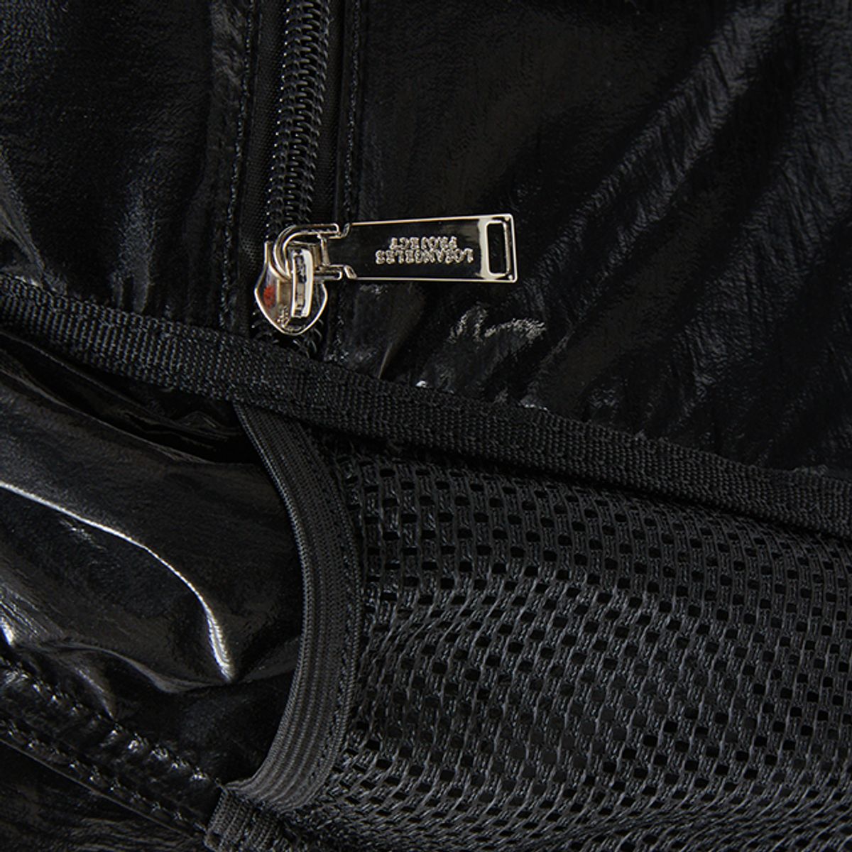 랩(LAP) GLOSSY CASUAL SLING BAG AR7AB460