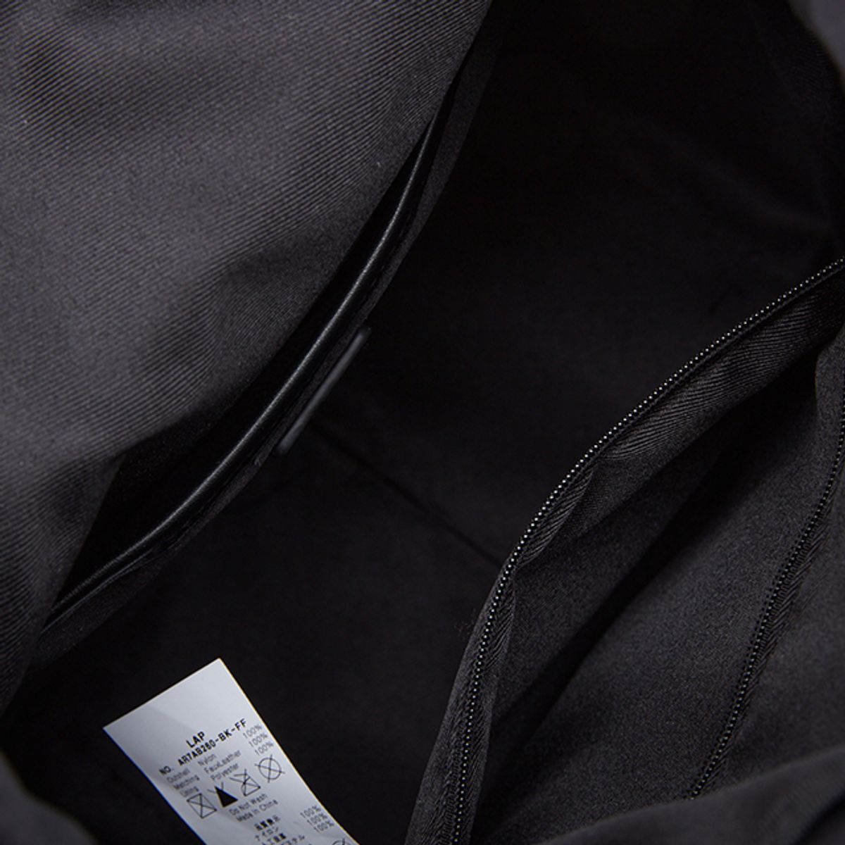 랩(LAP) NOMAD BACKPACK AR7AB260