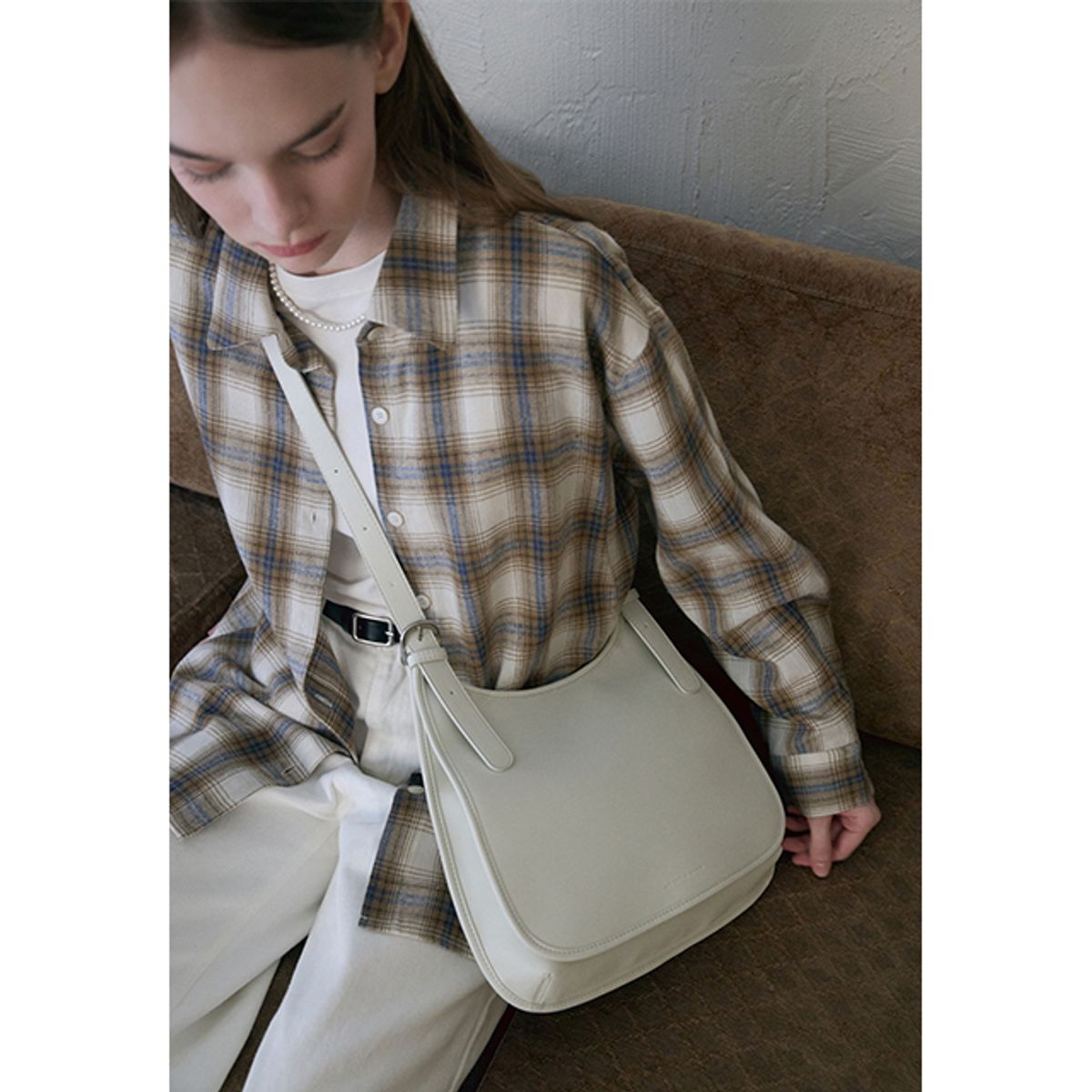 랩(LAP) FLAP MESSENGER BAG AR7AB248
