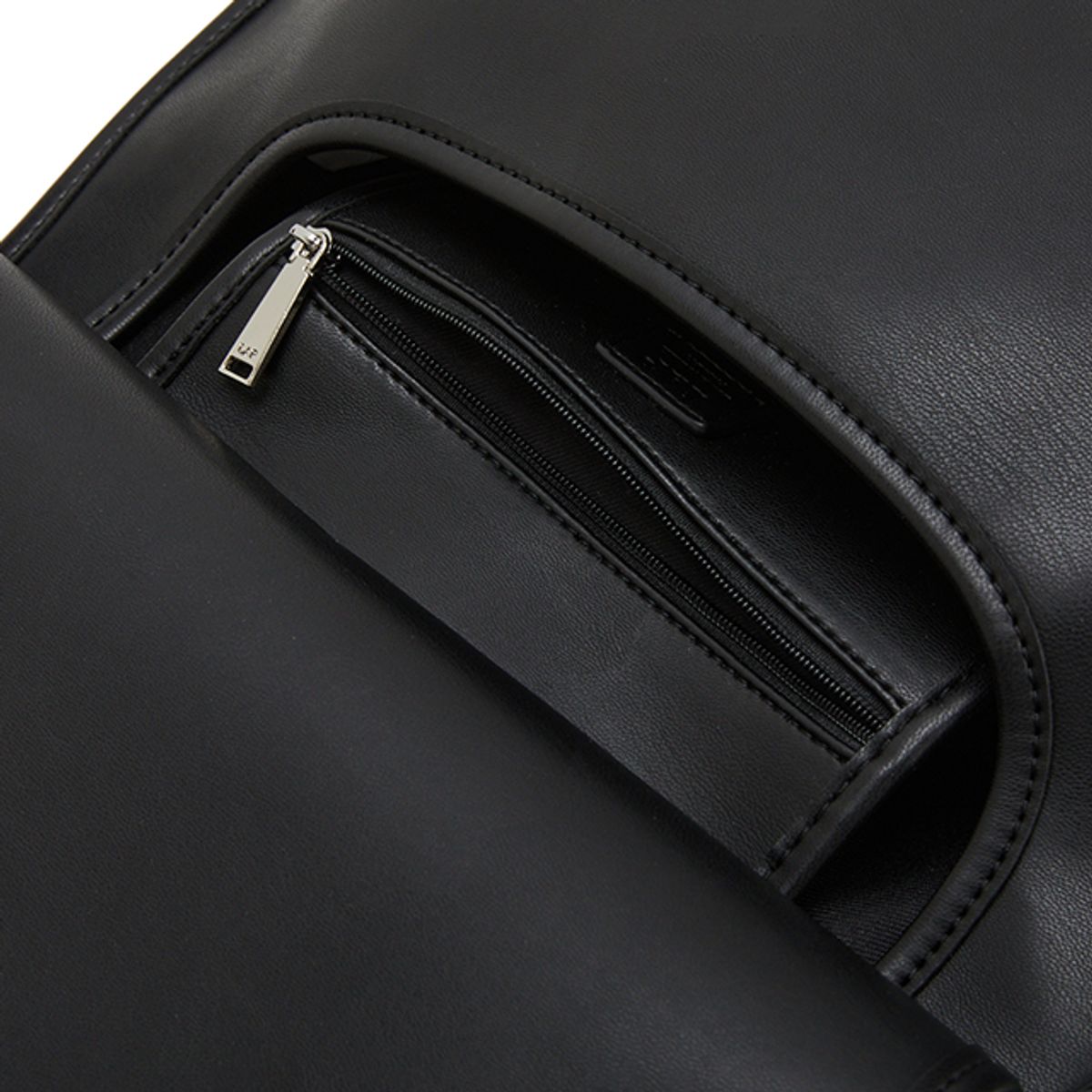 랩(LAP) FLAP MESSENGER BAG AR7AB248