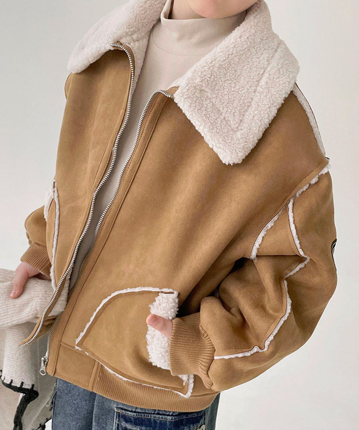베리클로젯(BERRYCLOSET) 런던 웨스턴 무스탕