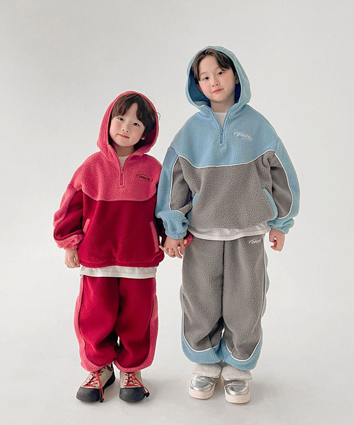 베리클로젯(BERRYCLOSET) 아이콘 블럭 후리스 상하세트