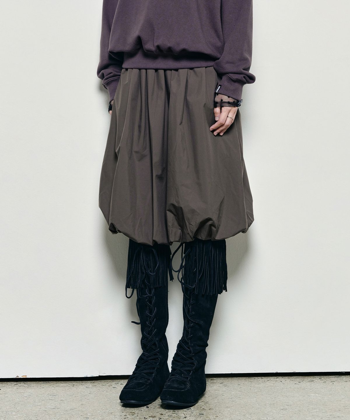 닉앤니콜(NICK&NICOLE) BUTTERFLY VOLUME BALLOON SKIRT_CHARCOAL