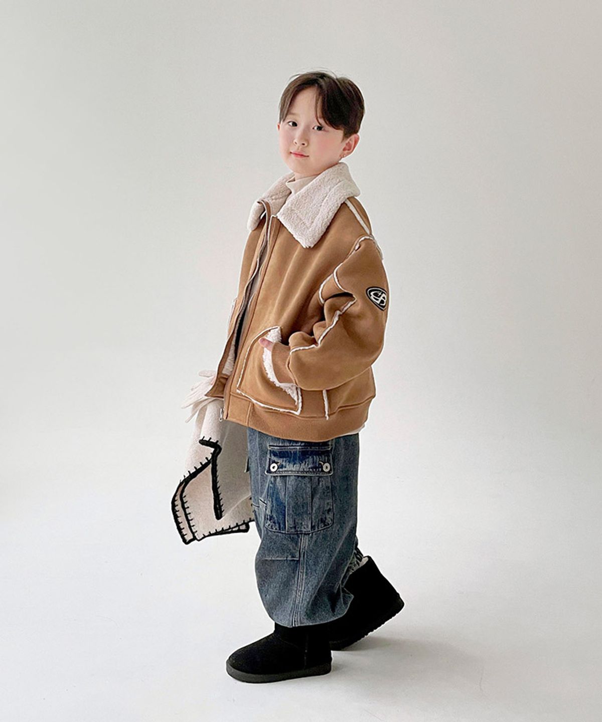 베리클로젯(BERRYCLOSET) [기모] 어트렉션 카고 데님 팬츠