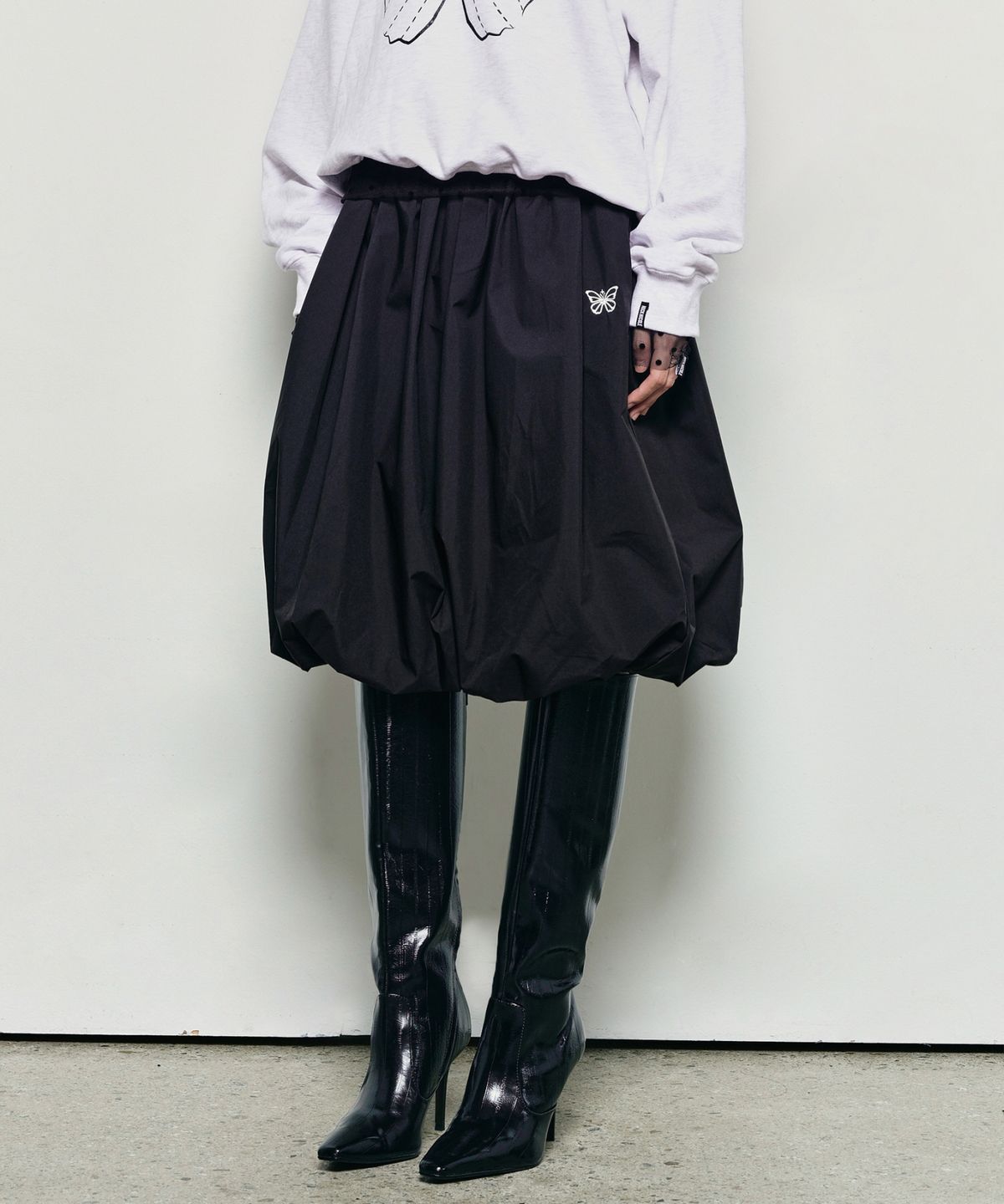닉앤니콜(NICK&NICOLE) BUTTERFLY VOLUME BALLOON SKIRT_BLACK