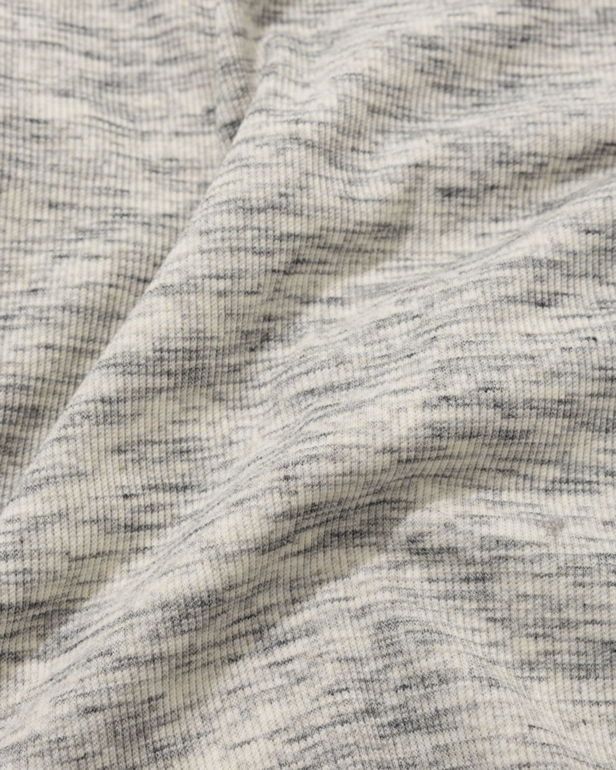 모아(MOAA) Shimmer button long sleeve knit (MELANGE GRAY)