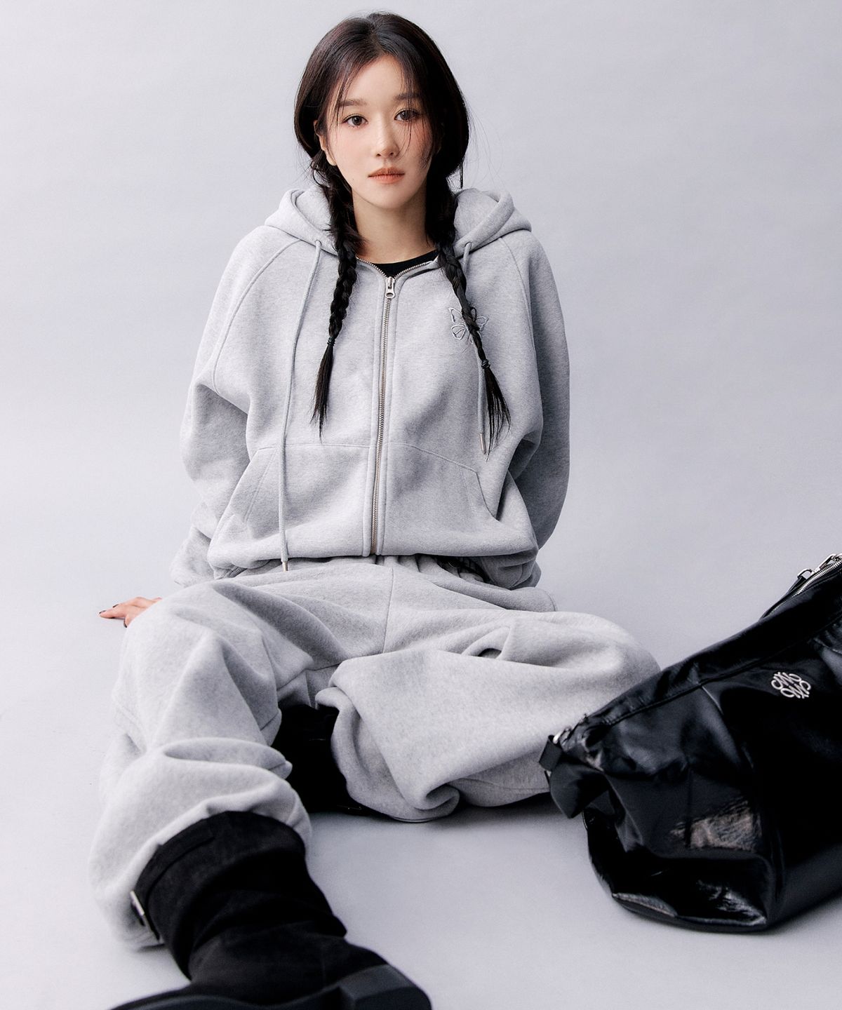 닉앤니콜(NICK&NICOLE) BUTTERFLY WARM COTTON SWEAT PANTS_GRAY