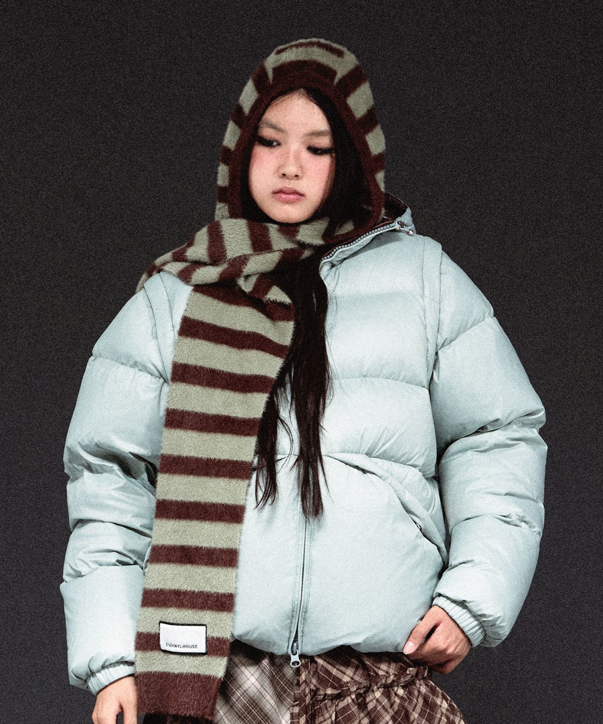 더바이닐하우스(THEVINYLHOUSE) HOODED MUFFLER KHAKI