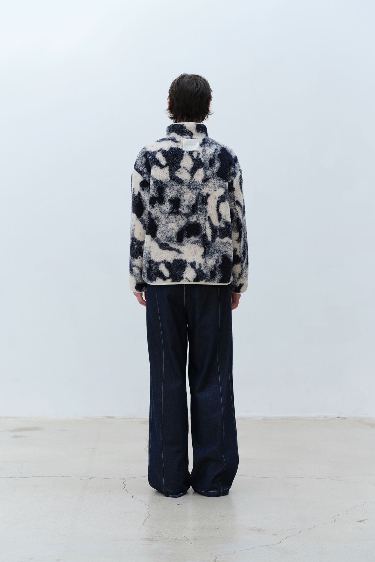 콥키노(KOBKINO) ABSTRACT FLEECE JACKET (CREAM/NAVY)