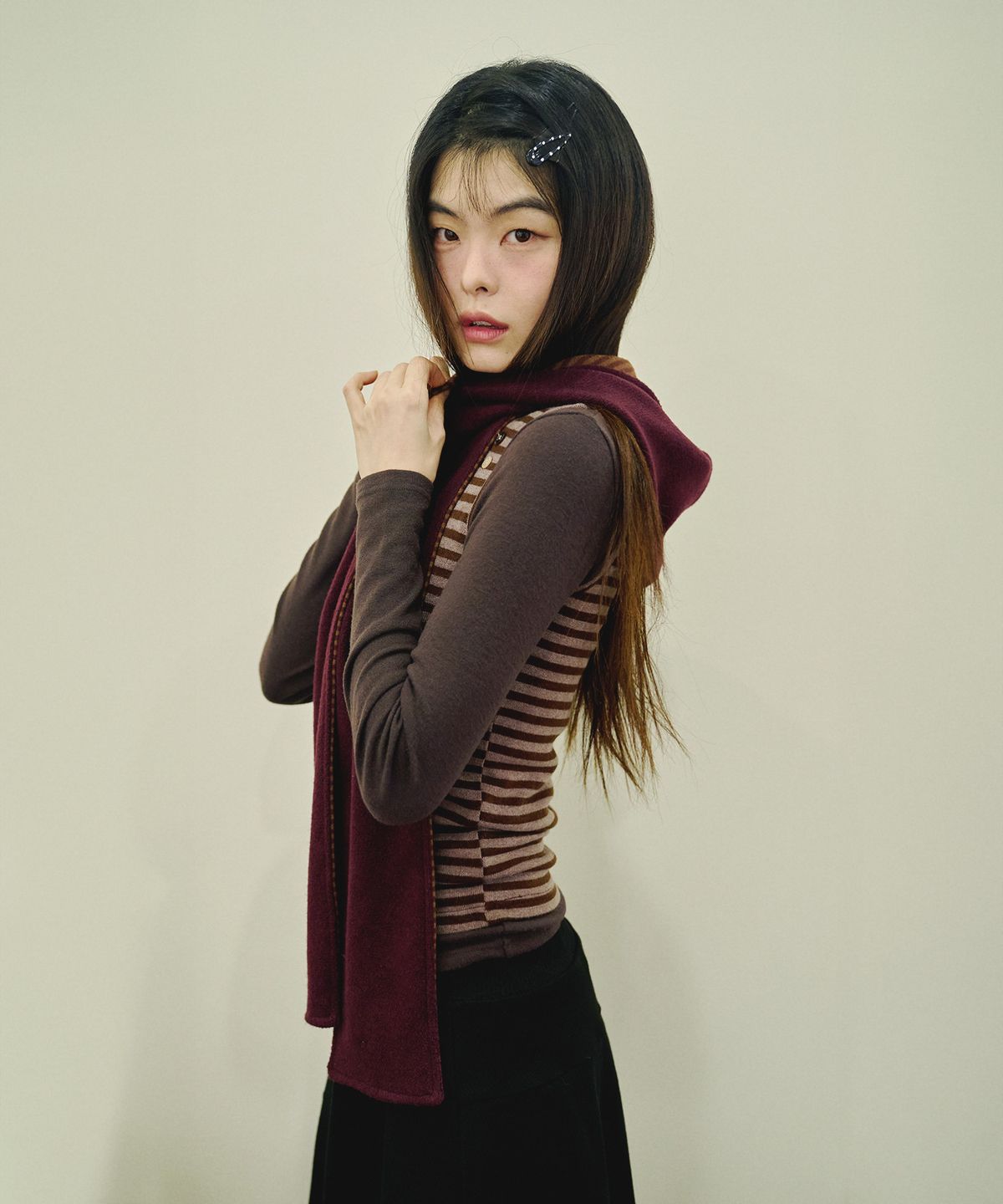 미헤브(MIHEV) 리버시블 토글 버튼 후드 머플러 퍼플 브라운