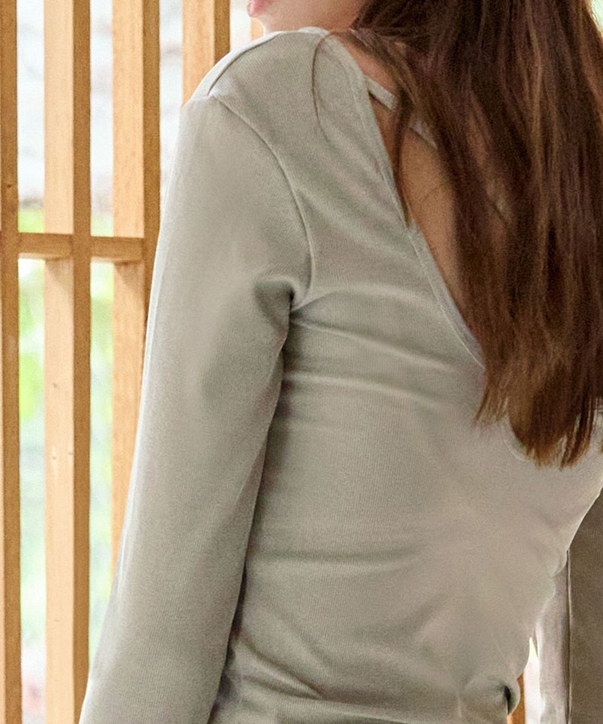 데비웨어(DEVIWEAR) 메이 스퀘어넥 롱슬리브 DEVI-T0139-샌드