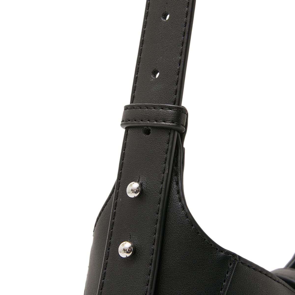 랩(LAP) BUCKLE STRAP SHOULDER BAG AR7AB823