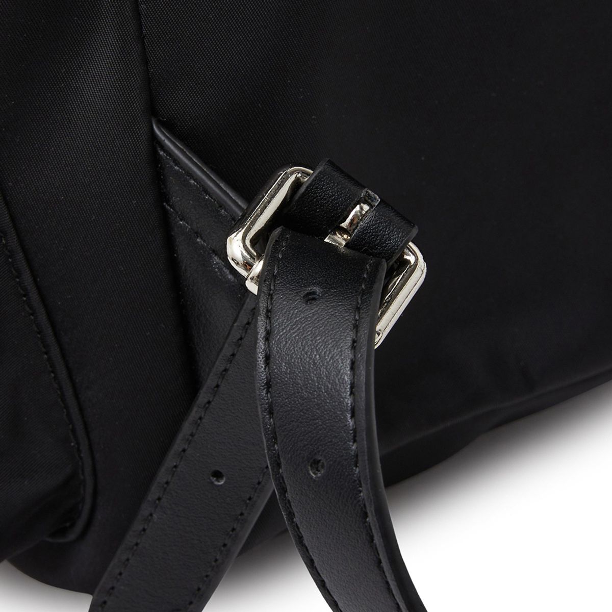 랩(LAP) NOMA BACKPACK AR7AB860
