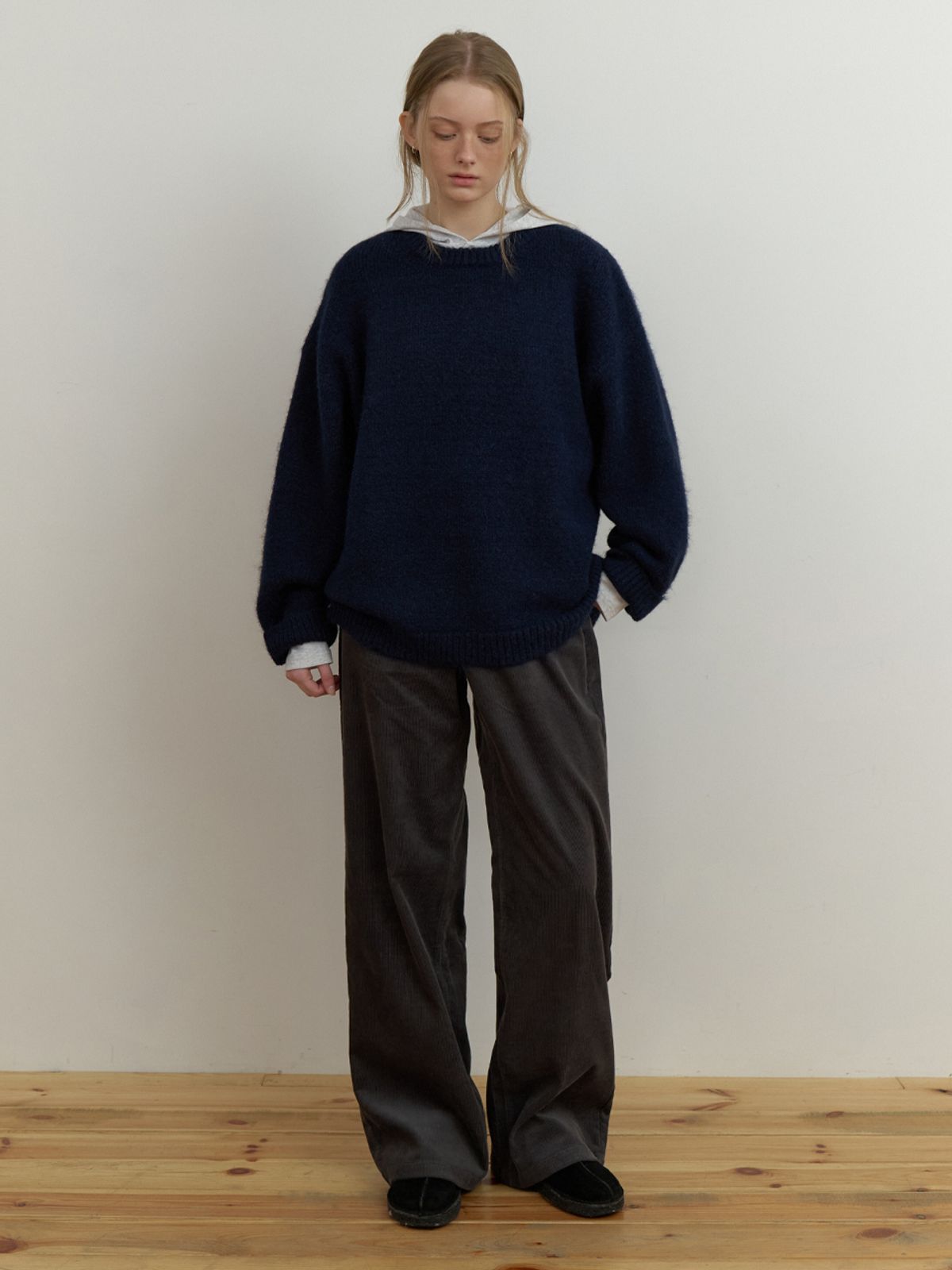 더미튼(THEMITTEN) Vert overfit knit (navy)