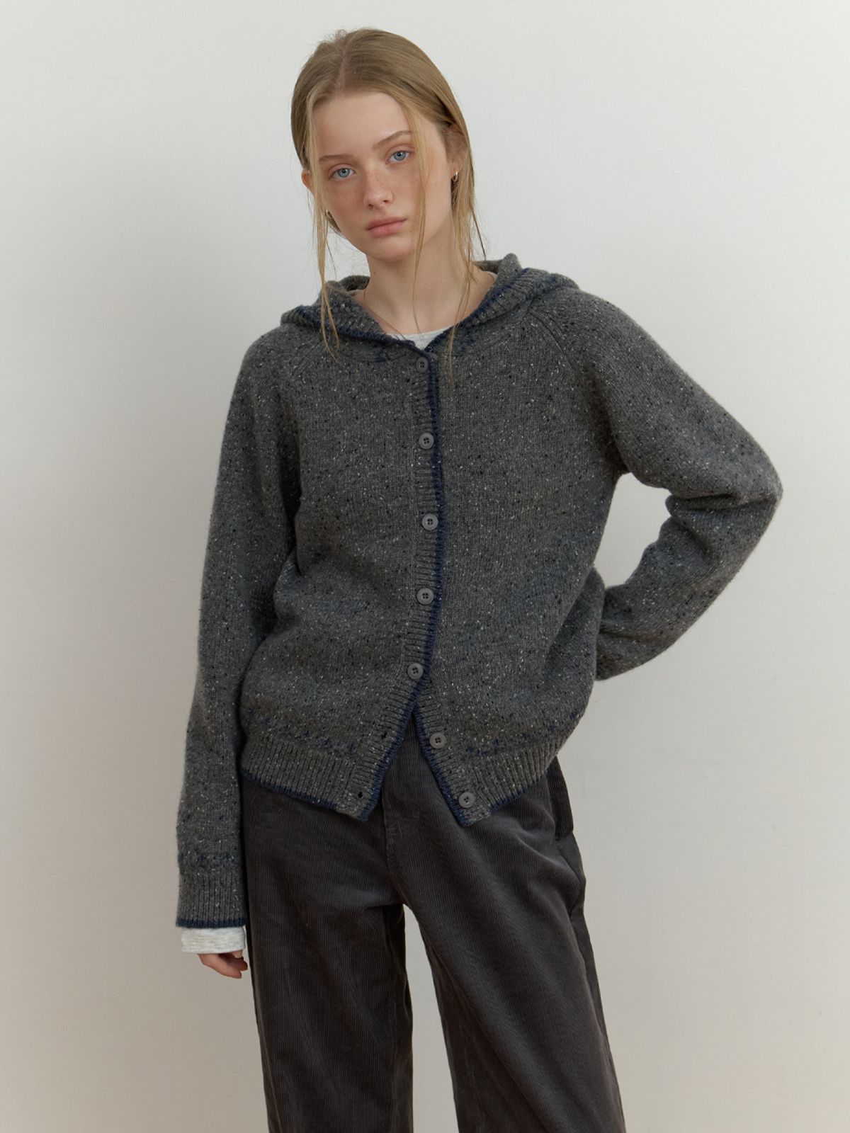더미튼(THEMITTEN) Neive hoodie knit (charcoal)