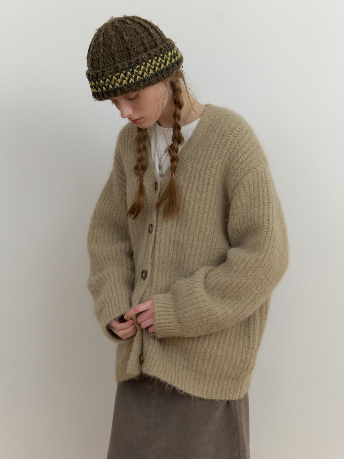 더미튼(THEMITTEN) Chord v cardigan (olive)