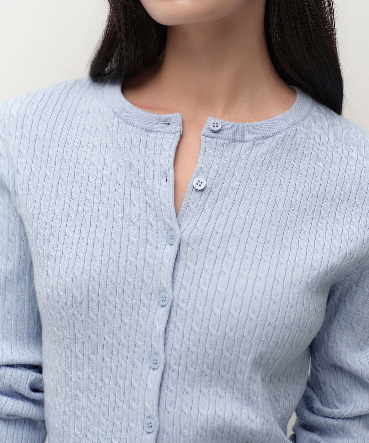 무신사 스탠다드 우먼(MUSINSA STANDARD WOMAN) 우먼즈 케이블 라운드 넥 가디건 [스카이 블루]