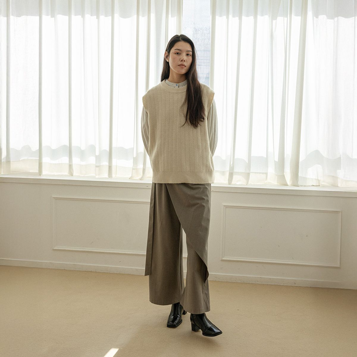랭썬(LANGSON) LS_Side curtain loose pants_KHAKI GRAY