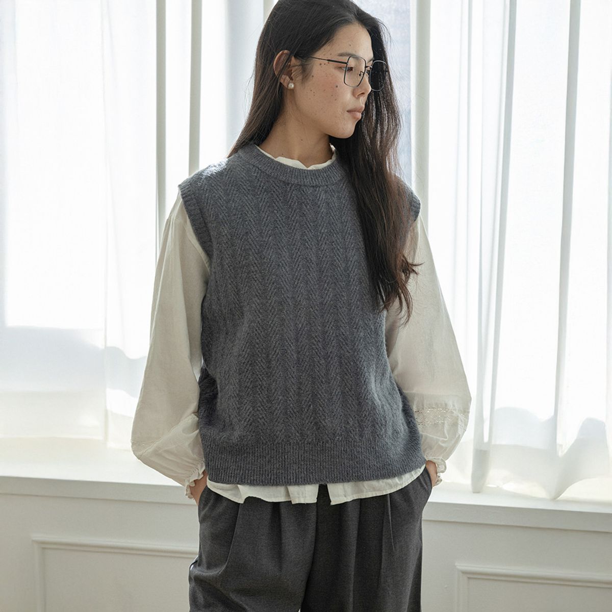 랭썬(LANGSON) LS_Classic solid color knit vest_2color