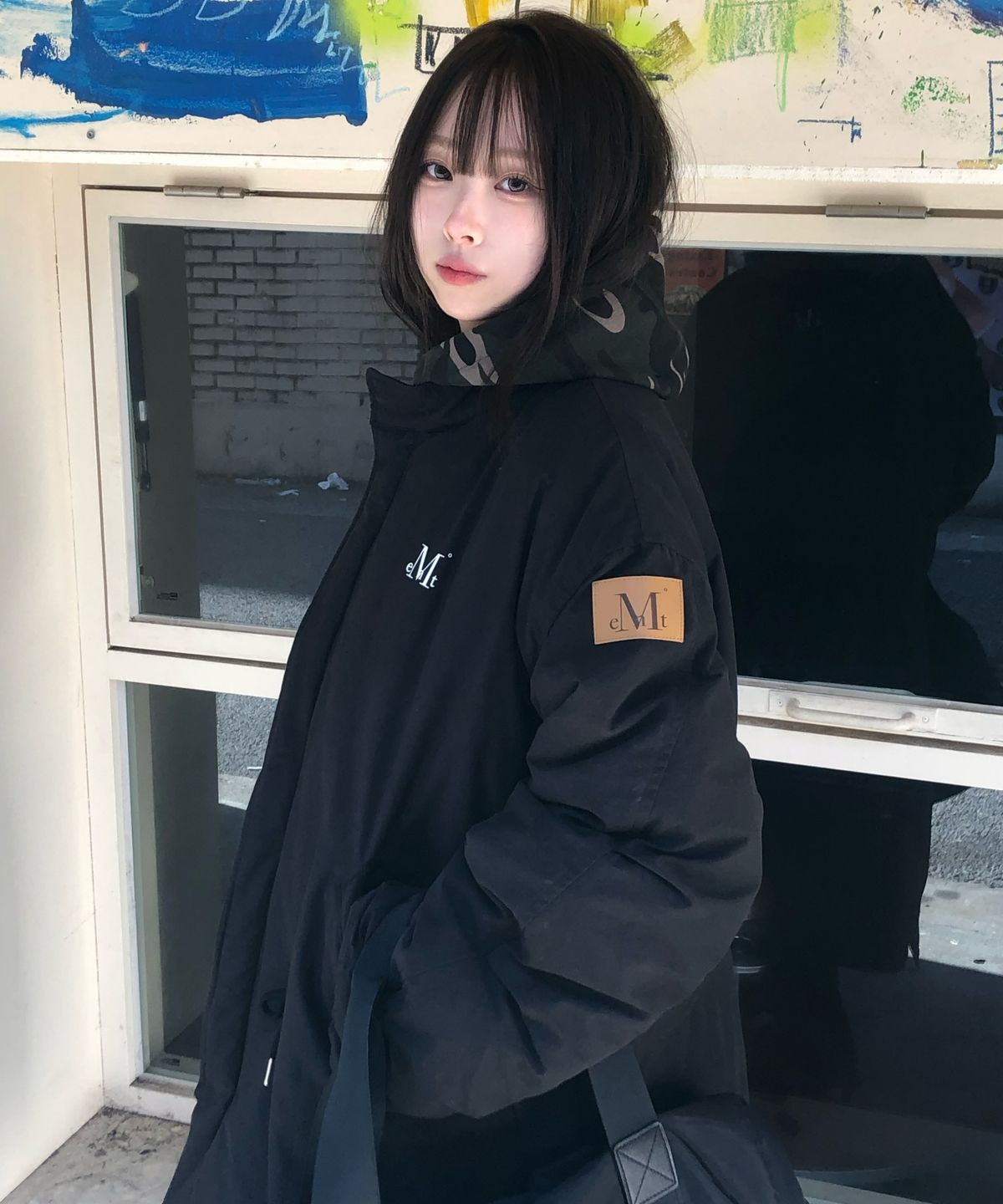 무센트(MUCENT) 베르노 사이드 레더 피시테일 개파카 롱패딩 남녀공용 (2컬러)