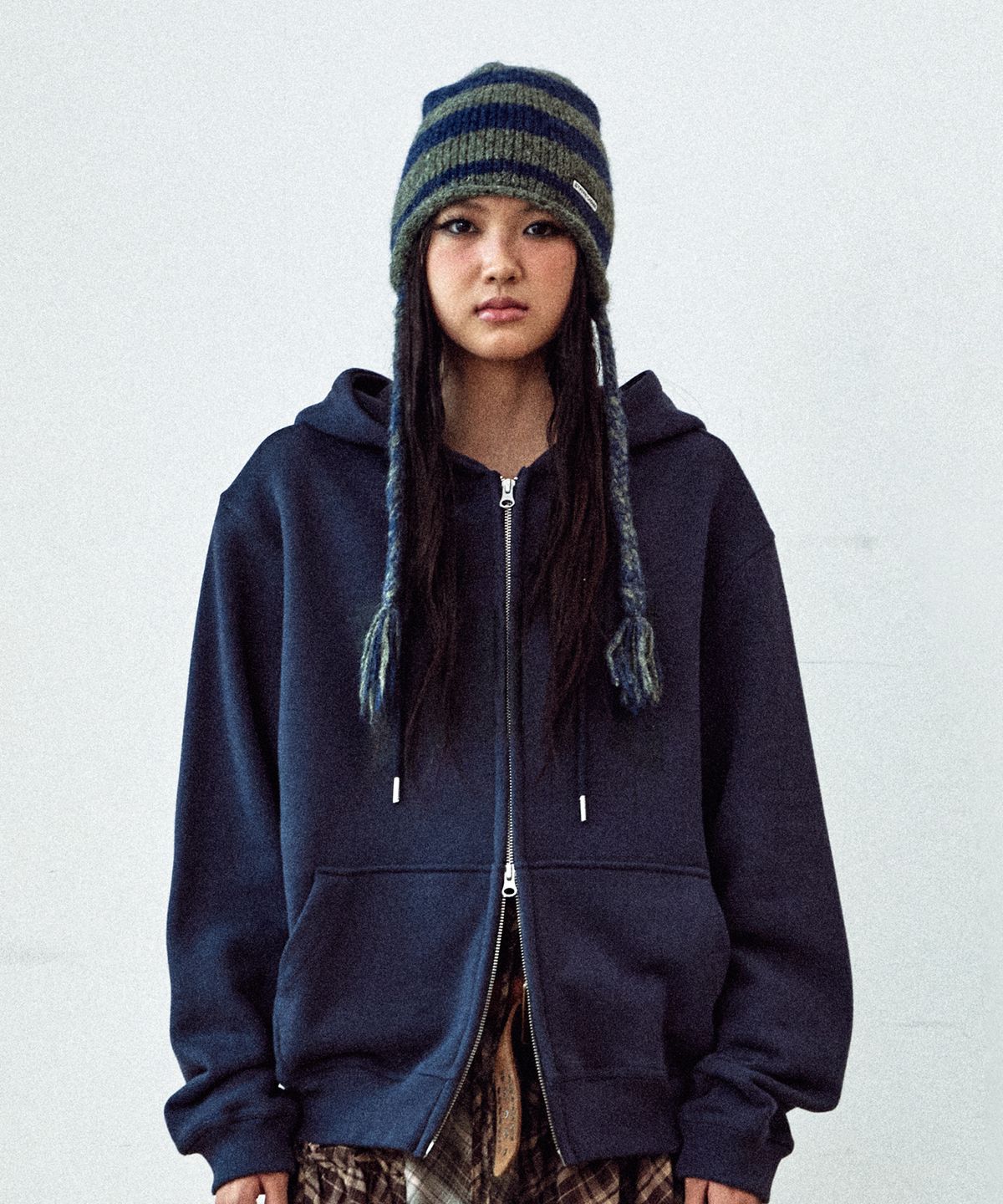 더바이닐하우스(THEVINYLHOUSE) EAR FLAP STRIPE BEANIE GREEN