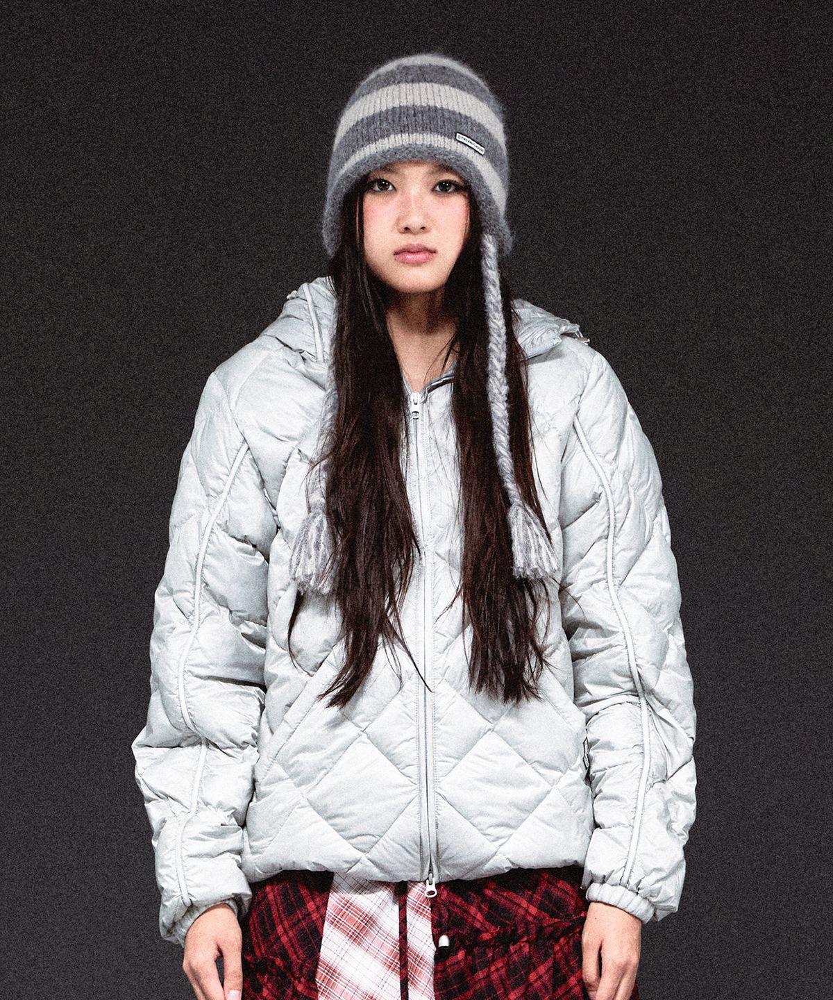 더바이닐하우스(THEVINYLHOUSE) EAR FLAP STRIPE BEANIE GREY