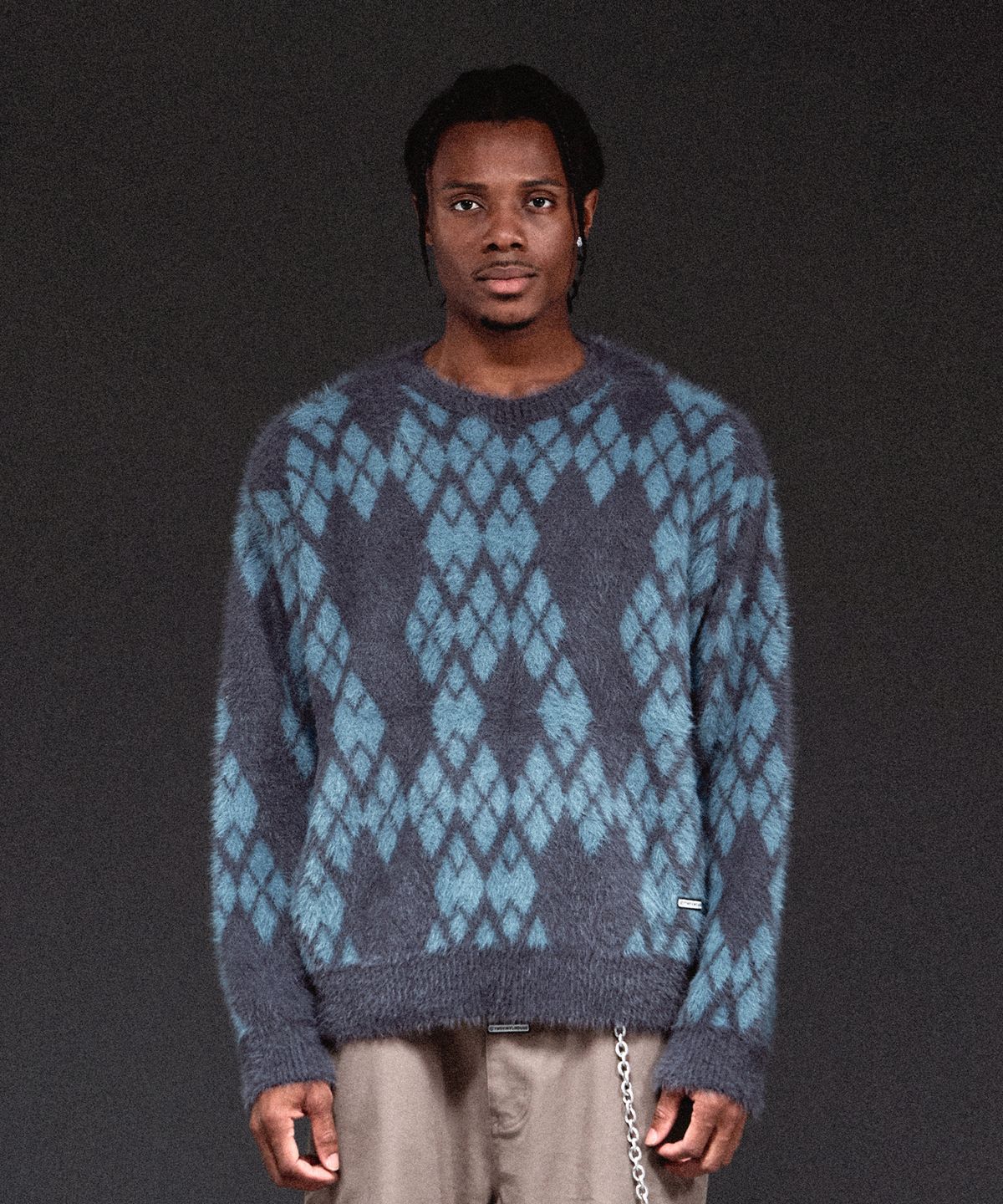 더바이닐하우스(THEVINYLHOUSE) ARGYLE SWEATER GREY