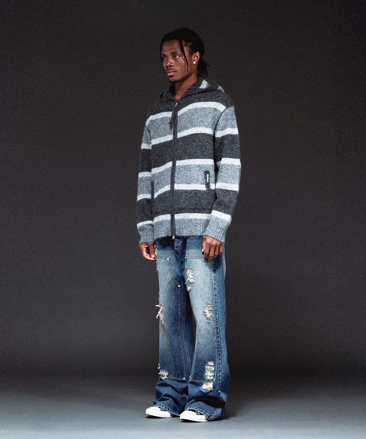 더바이닐하우스(THEVINYLHOUSE) STRIPE KNIT HOODIE ZIP-UP CHARCOAL