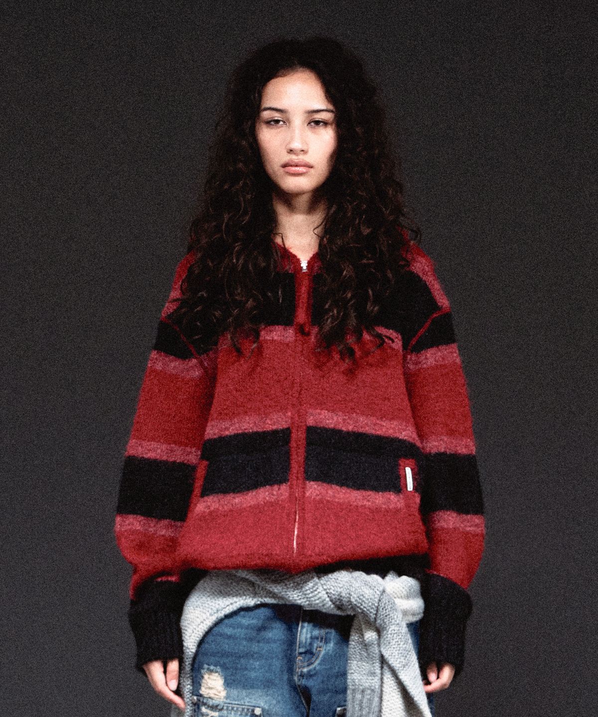 더바이닐하우스(THEVINYLHOUSE) STRIPE KNIT HOODIE ZIP-UP RED