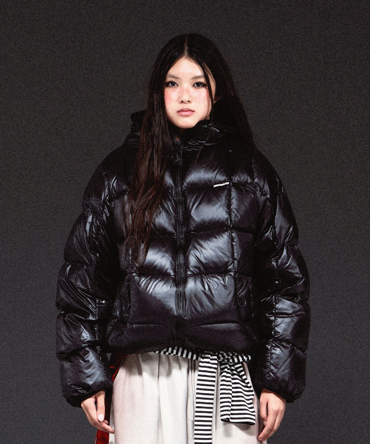 더바이닐하우스(THEVINYLHOUSE) HOODED DUCK DOWN JACKET BLACK
